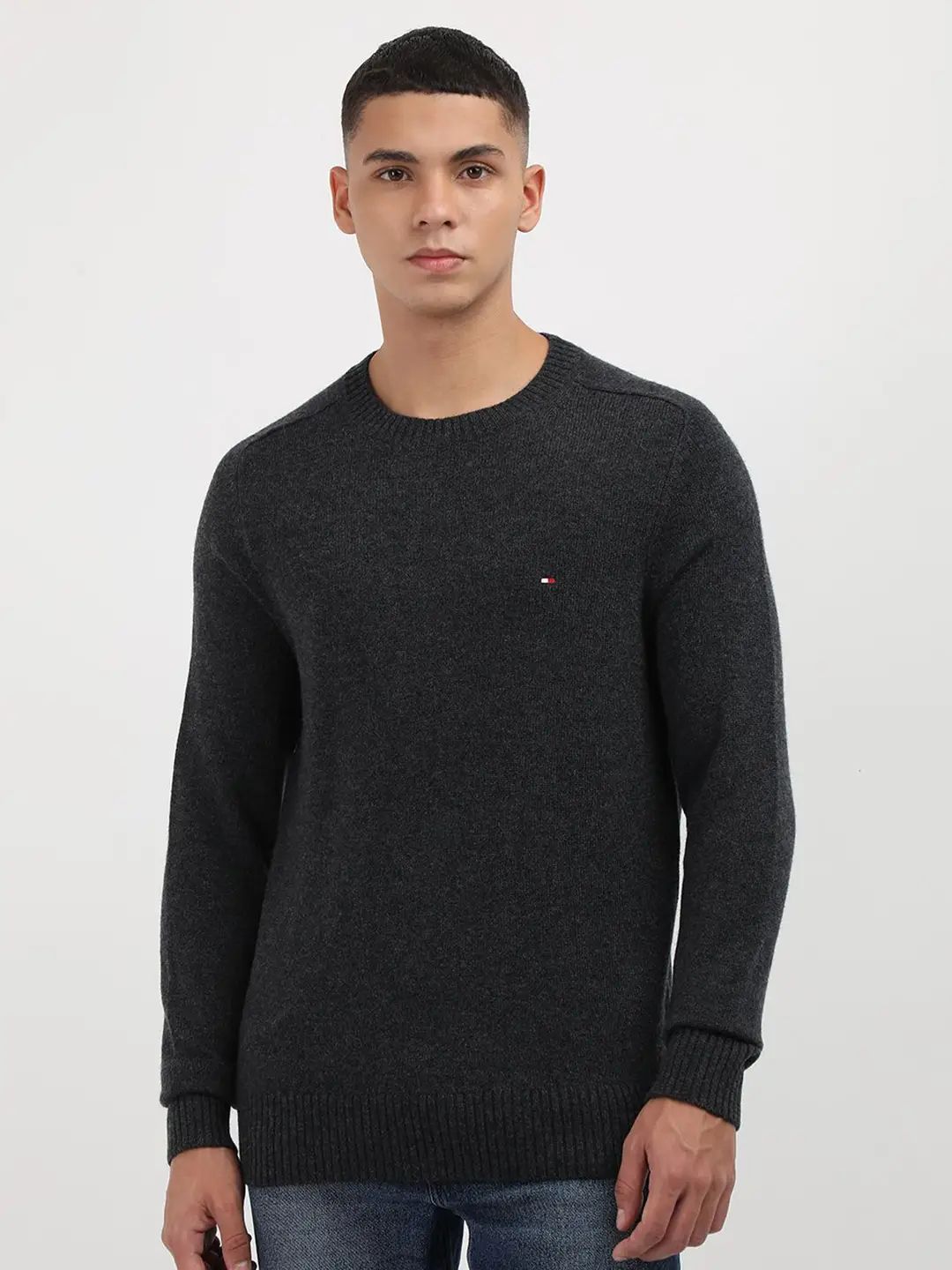 TOMMY HILFIGHTER round neck